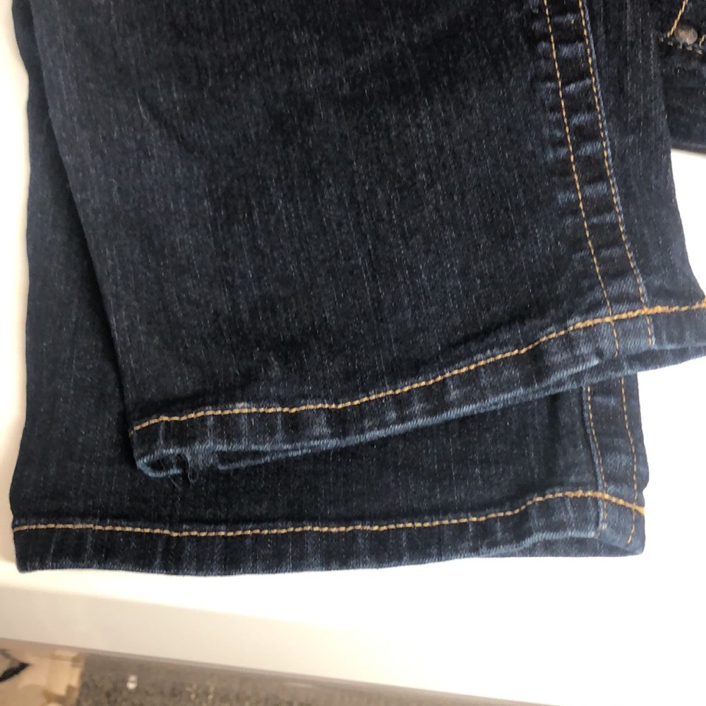 Capris - Picture 5 of 5